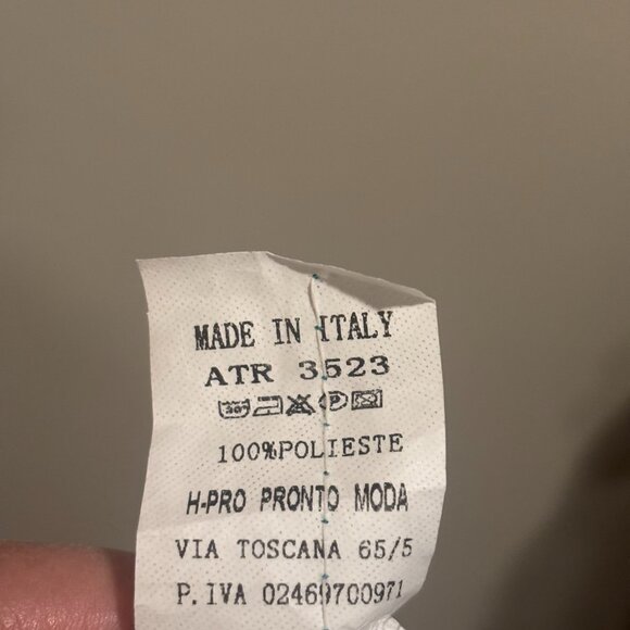 Women: White faux-wrap surplice neckline w/ flutter short sleeves Jumpsuit - Picture 15 of 15